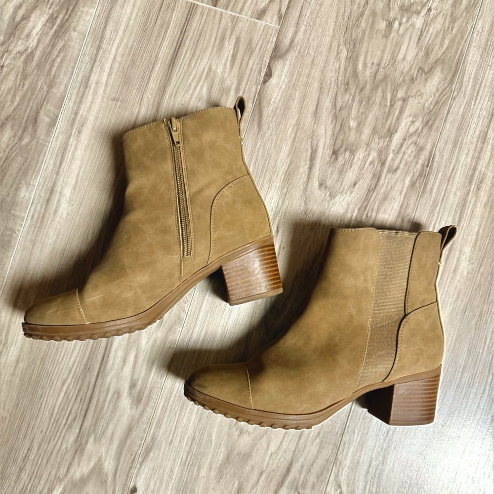 Gianni Bernini 7.5 Boots